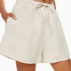 Wilfred Omnia linen short from Aritzia